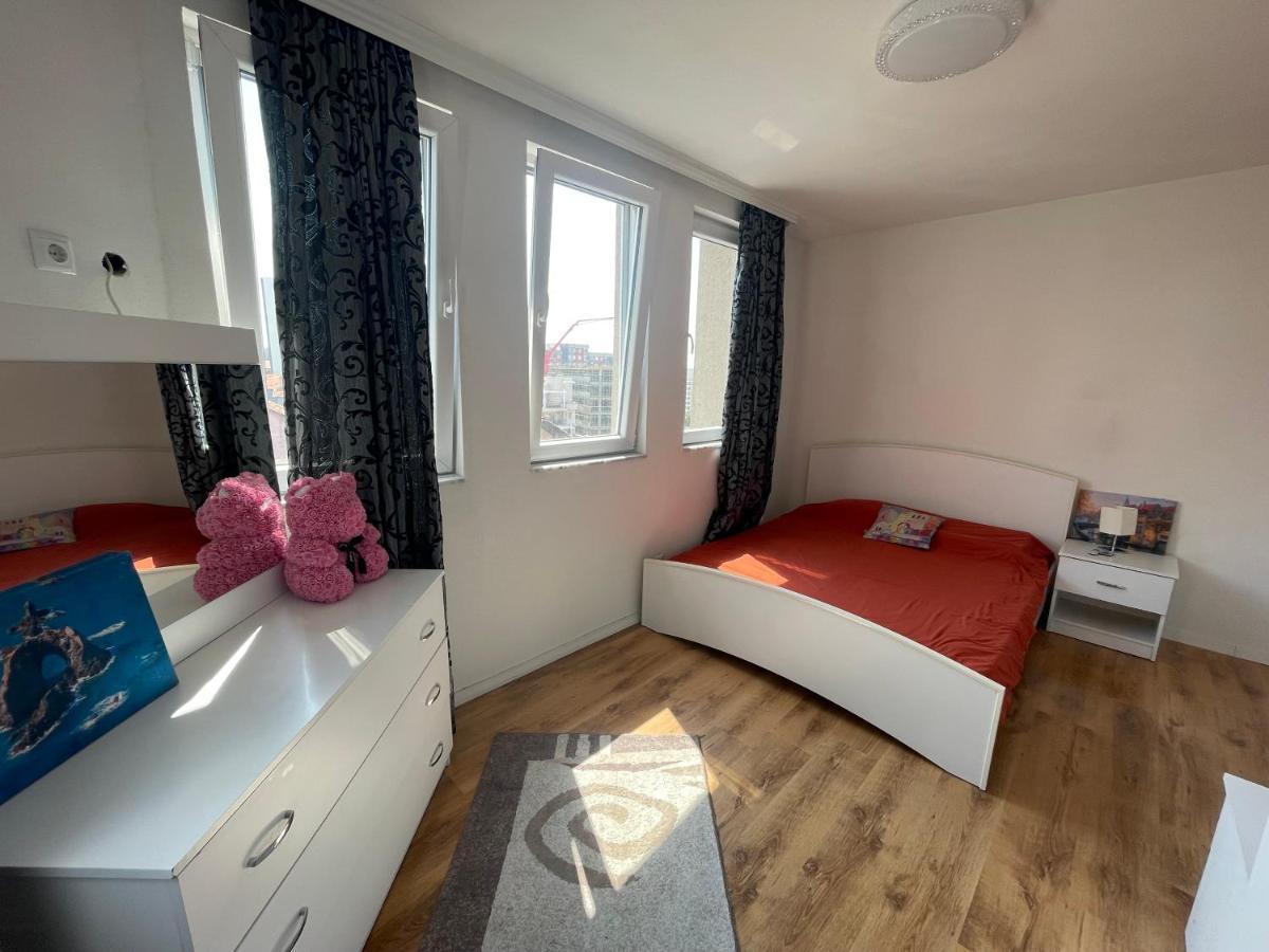 38 Apartment 1 Приштина Экстерьер фото